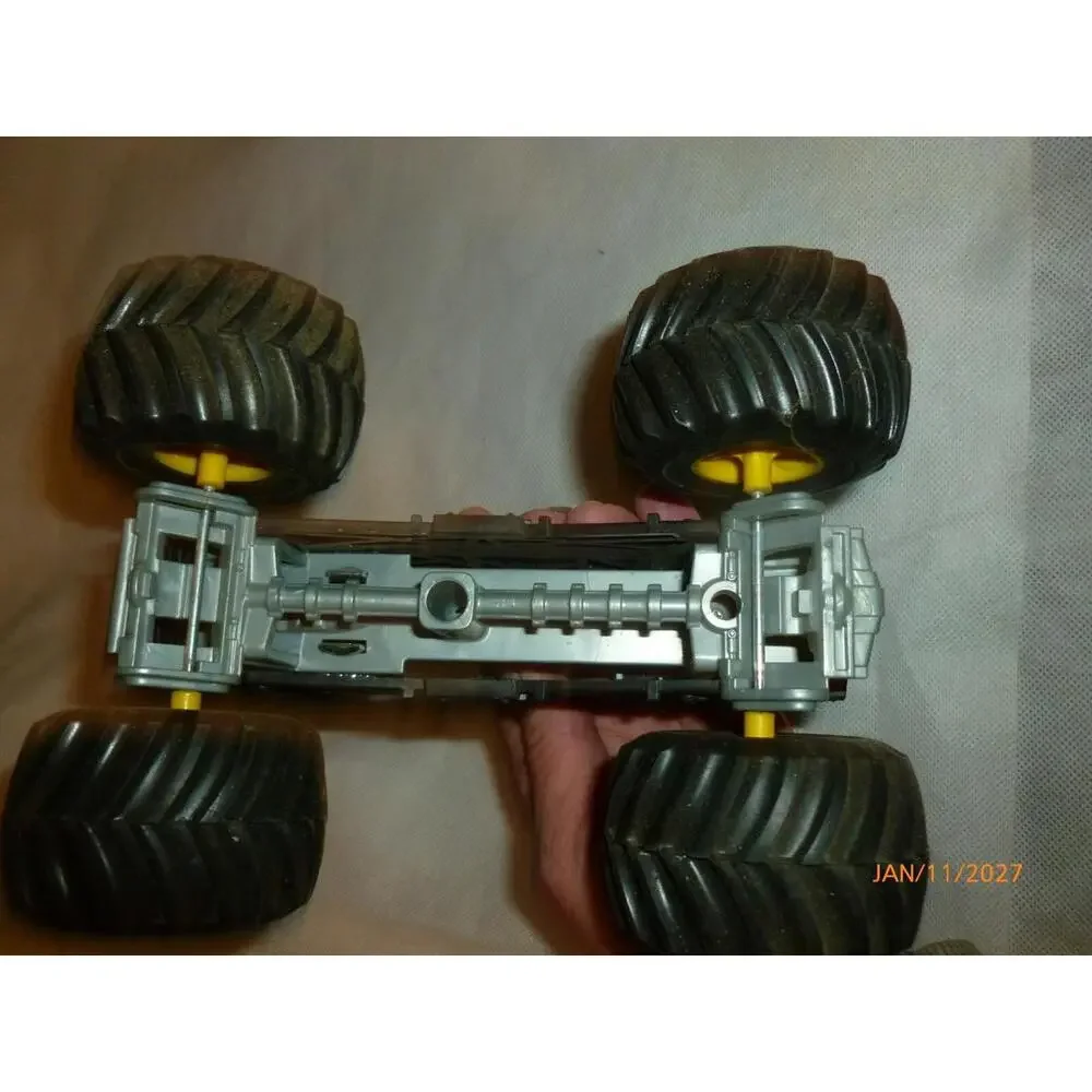 HOT WHEELS MONSTER JAM 7 Inch‎ MONSTER TRUCK MATTEL